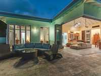 House 2815272342