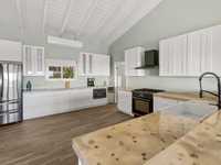 House 2825145216