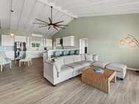 House 2825145026