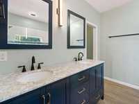 House 2825145551