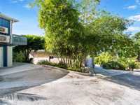 House 2825145037