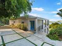 House 2825145042