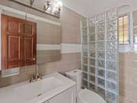 House 2817325609