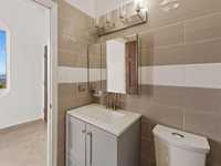 House 2817325617