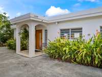 House 2837581218