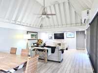 House 2818460390