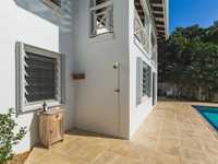 House 2821263060