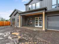 House 2820725071