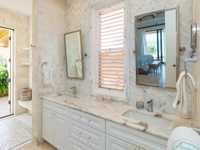 House 2891439930