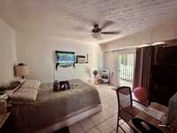House 3024199282