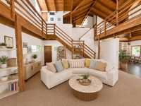 House 3024199439