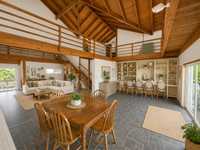 House 3024199443