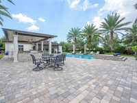 House 2826880399