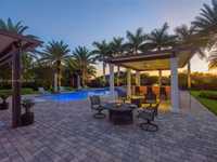 House 2826880595
