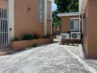 House 2827037822