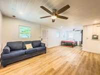 House 2995923880