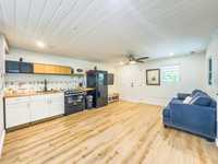 House 2995923911