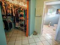 House 2828043141