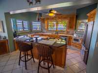 House 2828042930