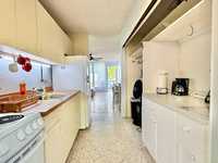 House 2828044176