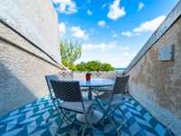 House 2828677876