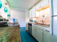 House 2828677702