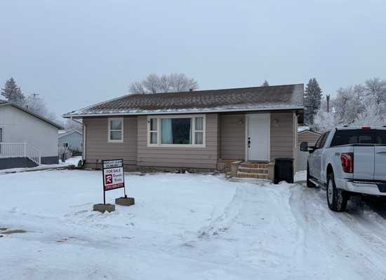 527 2nd St SW, Stanley, House,  sold - Angela Olson, Reynolds Realty