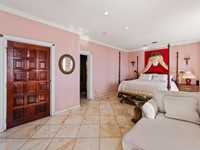 House 2830029348