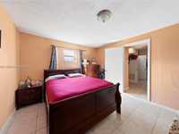 House 2830907303