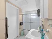 House 2830907309