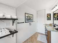 House 2834482223