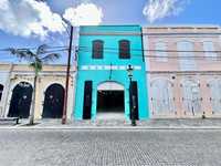 House 2957941807