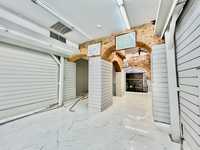 House 2957942172