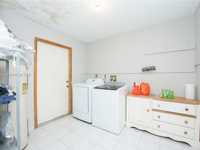 House 2836320808