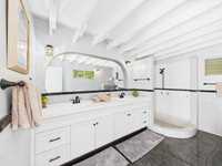 House 2964082184