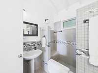 House 2964082207