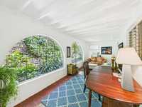 House 2964082213