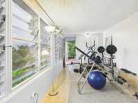 House 2964082296