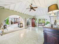 House 2964082028