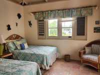 House 2836512043