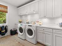 House 2843142693