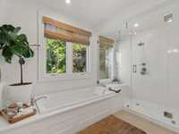 House 2843142743