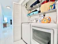 House 2841929563