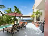 House 2841930016