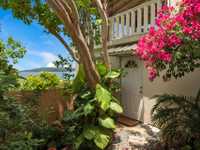 House 2841930326