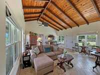 House 2878117738
