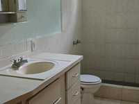 House 2845911153