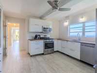 House 3025915784