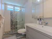 House 3025915858