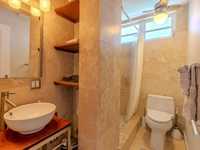 House 3025915860